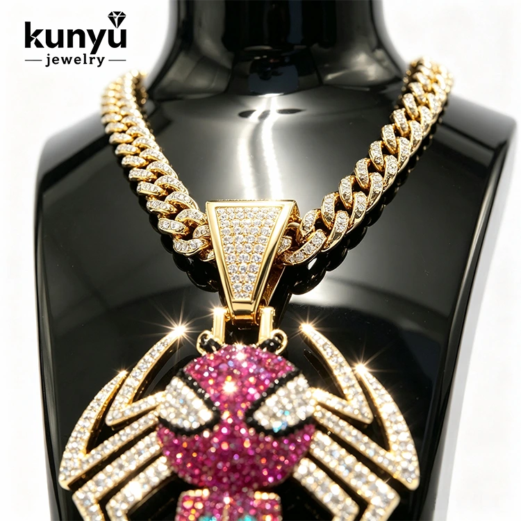 Hip-hopový náhrdelník s přívěskem Bling